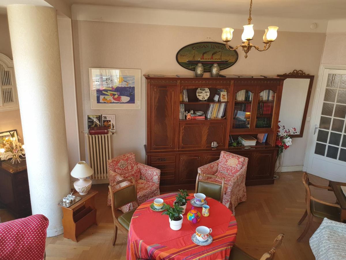 Grand Appartement Art Deco Plein Centre Face Gare Sncf Nice Exterior foto