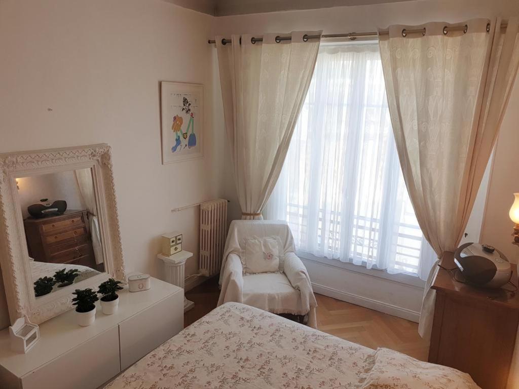 Grand Appartement Art Deco Plein Centre Face Gare Sncf Nice Exterior foto